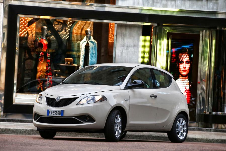  Lancia Ypsilon (846) 2015 года  (фото 5 из 31)